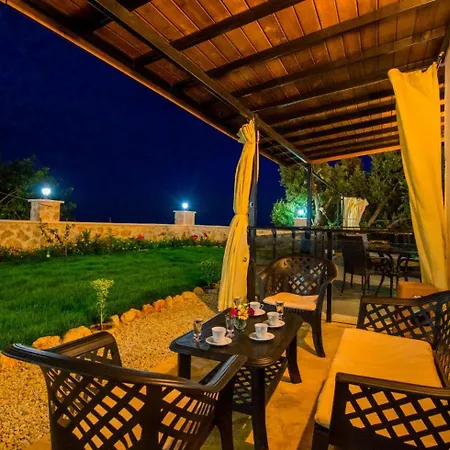 Villa Strong Hotel 4*