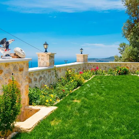 Villa Strong 4* Kas
